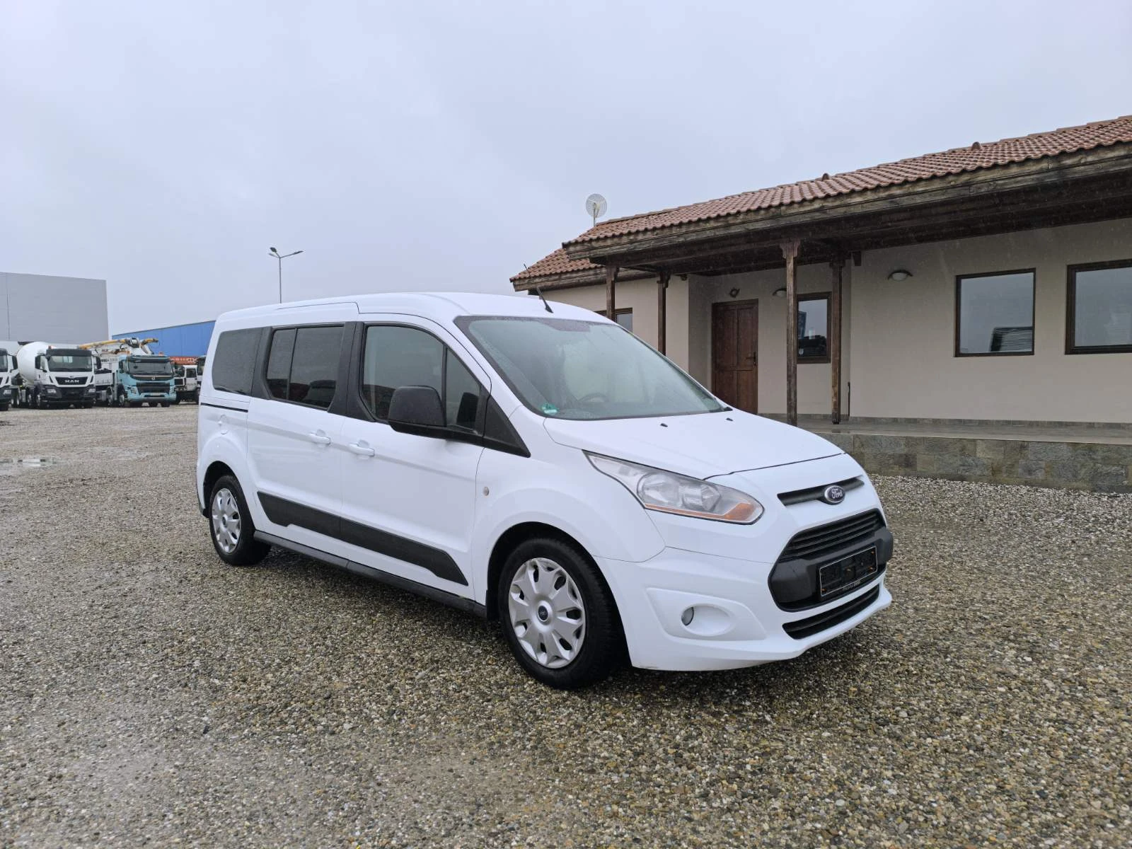 Ford Tourneo Connect 1.6 TDCI 7 МЕСТЕН