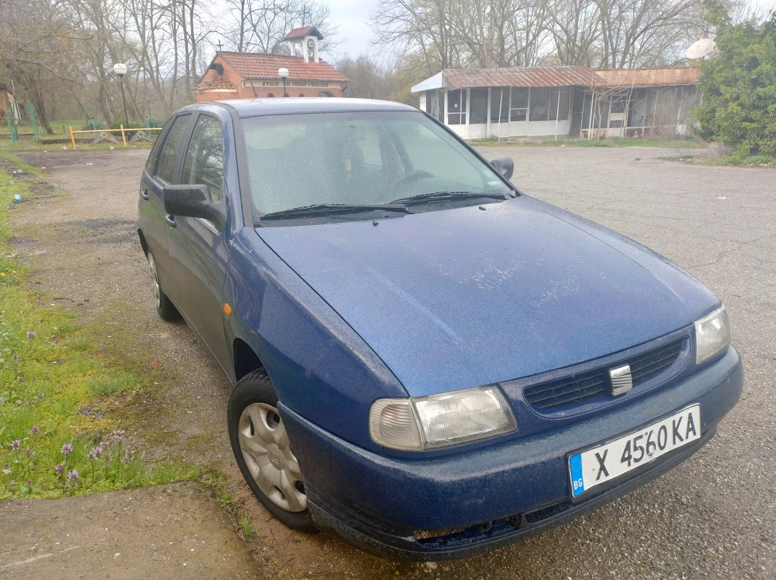 Seat Ibiza, снимка 4 - Автомобили и джипове - 54091374