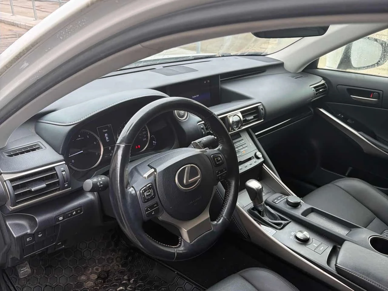 Lexus IS 300 * CARFAX * КАМЕРА * 2 КЛЮЧА * ПОДГРЕВИ, снимка 5 - Автомобили и джипове - 54486995
