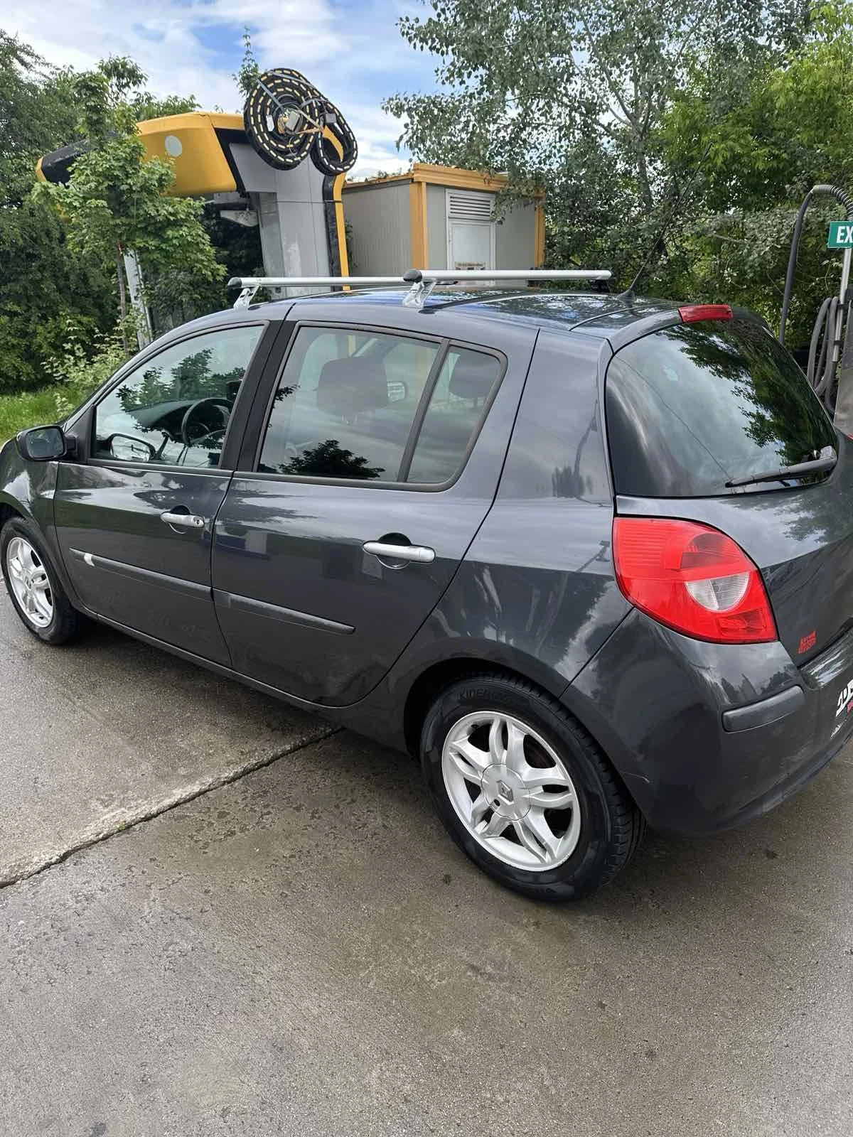 Renault Clio 1.4  98 к.с., снимка 4 - Автомобили и джипове - 54658138