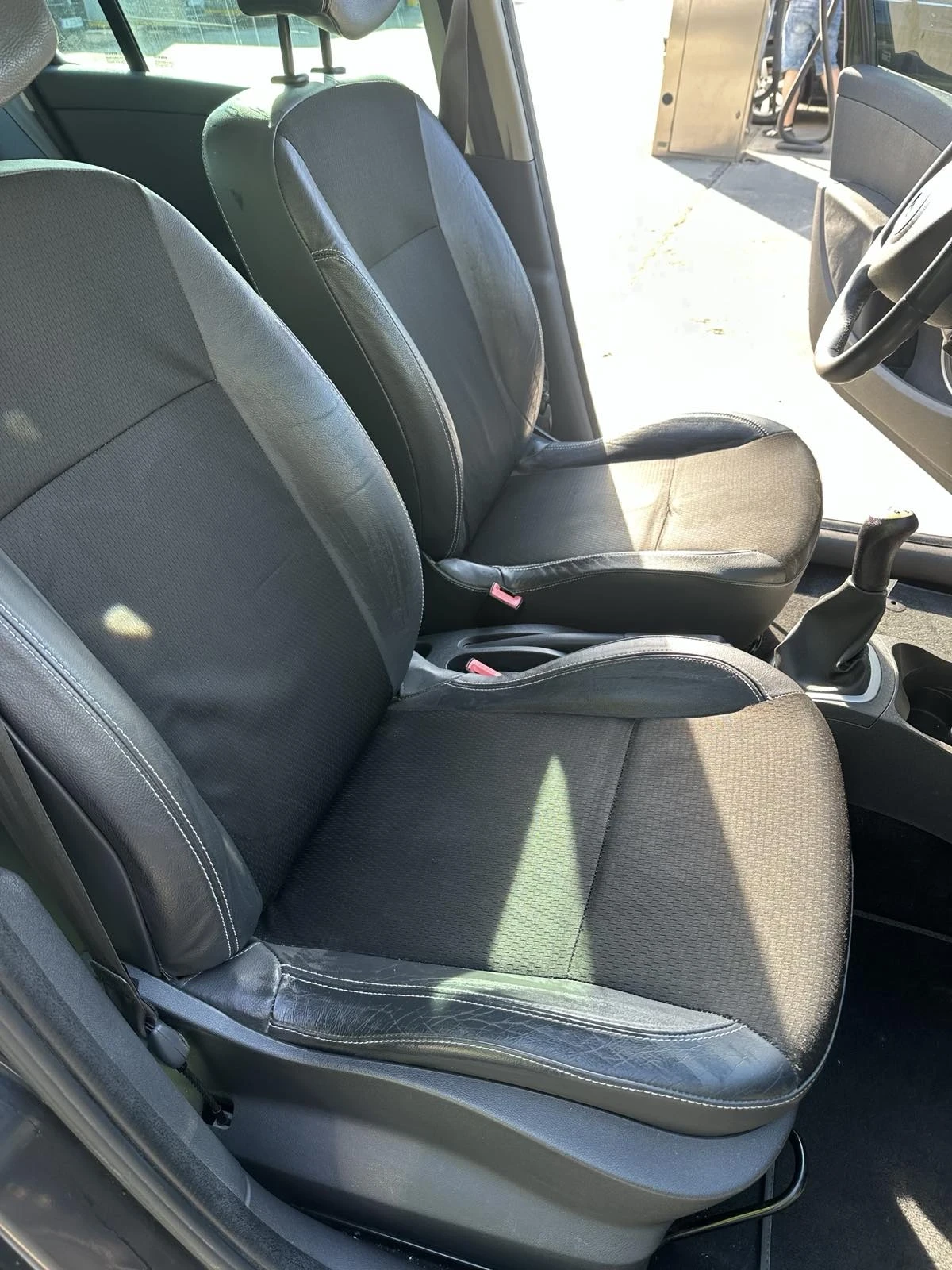 Renault Clio 1.4  98 к.с., снимка 12 - Автомобили и джипове - 54658138