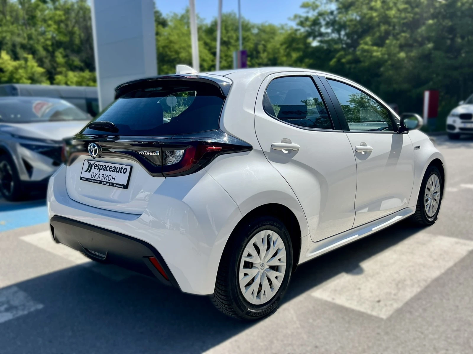 Toyota Yaris Hybird / 1.5 / 116 к.с. / e-CVT, снимка 4 - Автомобили и джипове - 54847112
