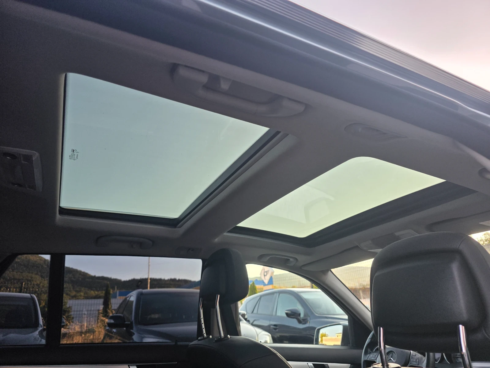 Mercedes-Benz C 220 Панорама Full Service Navi Blind Spod , снимка 7 - Автомобили и джипове - 55483821