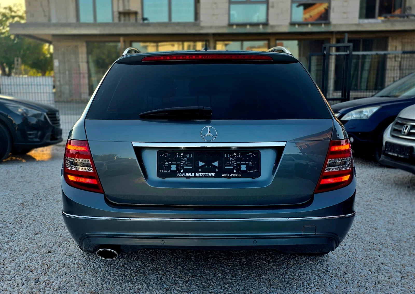 Mercedes-Benz C 220 Панорама Full Service Navi Blind Spod , снимка 4 - Автомобили и джипове - 55483821
