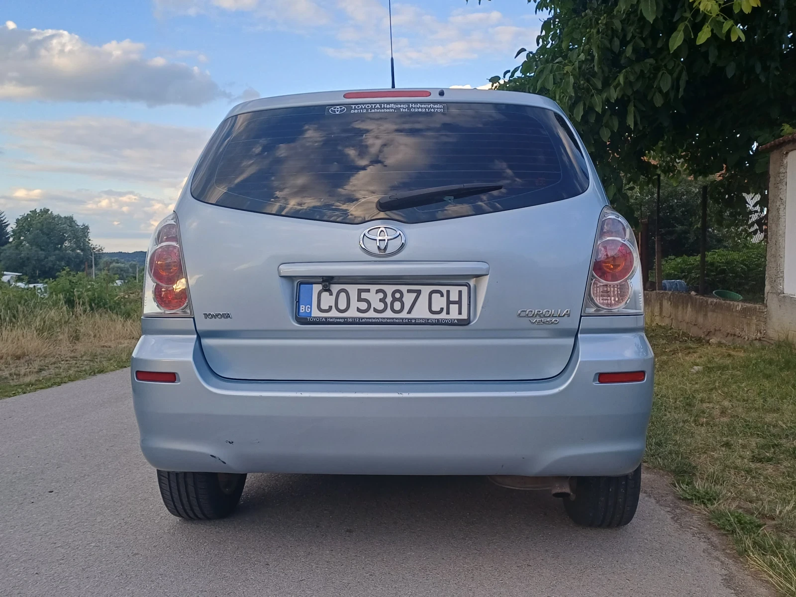 Toyota Corolla verso 1.8.  129кс, снимка 6 - Автомобили и джипове - 55504064