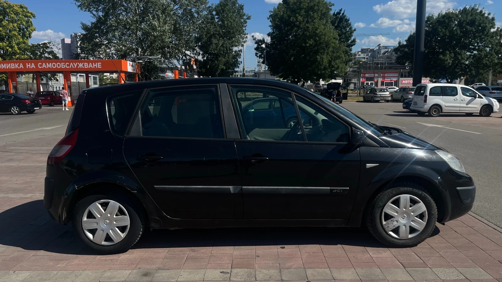 Renault Scenic, снимка 12 - Автомобили и джипове - 55537118