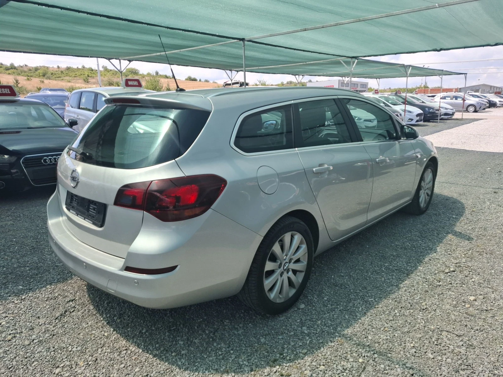 Opel Astra 1, 7CDTI-Euro 5-Cosmo, снимка 4 - Автомобили и джипове - 55670317