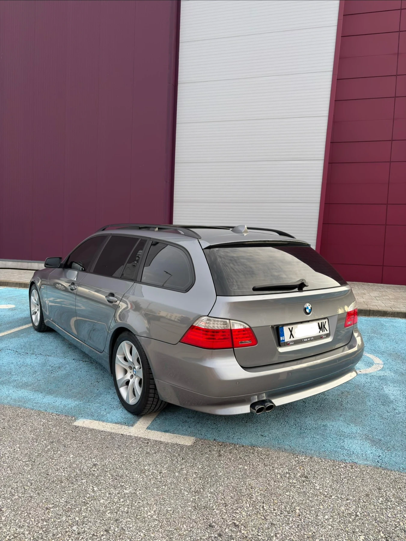 BMW 525 D FACELIFT Touring Обслужено/Вериги, снимка 4 - Автомобили и джипове - 56108574
