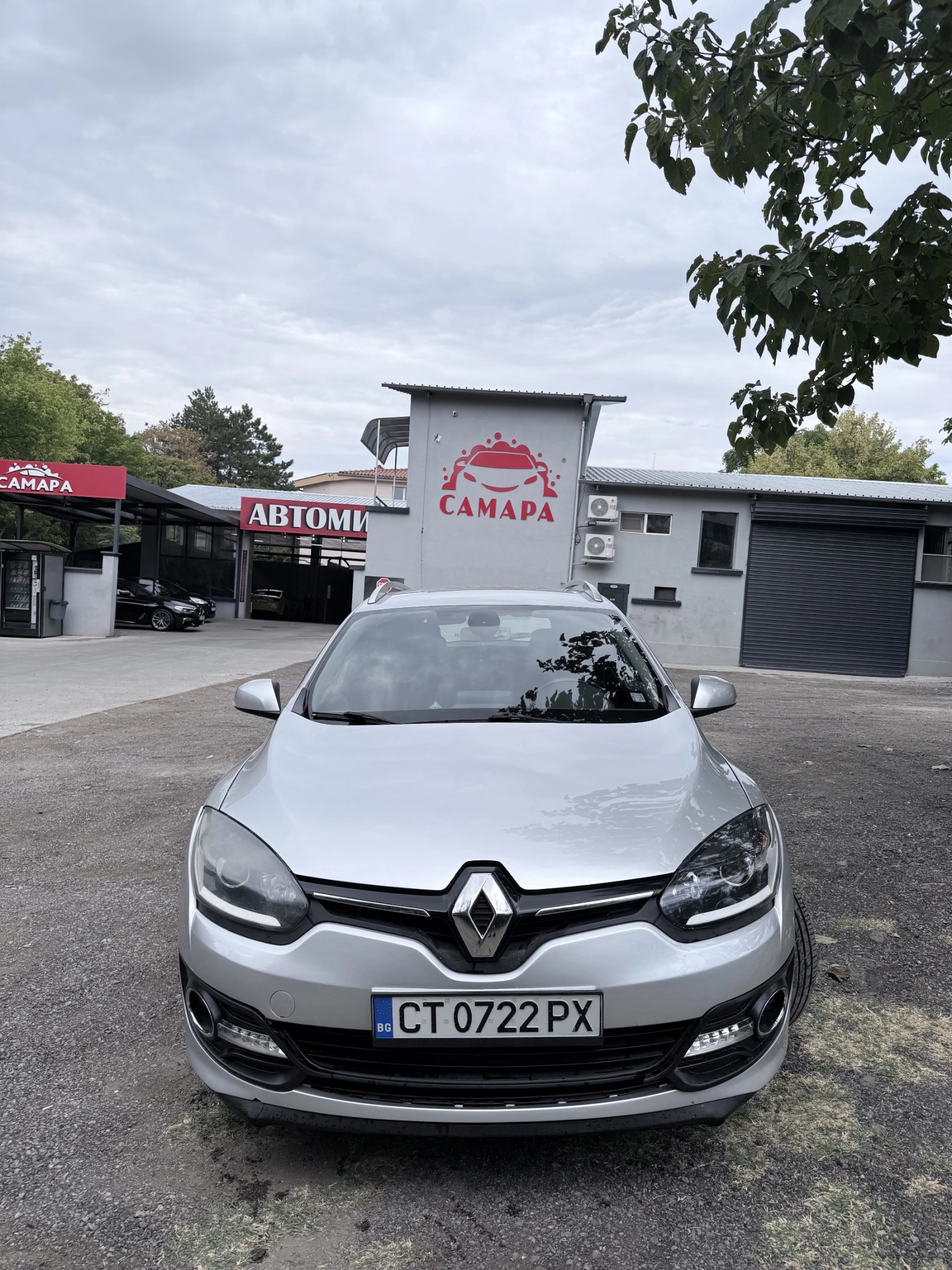 Renault Megane, снимка 2 - Автомобили и джипове - 55925181