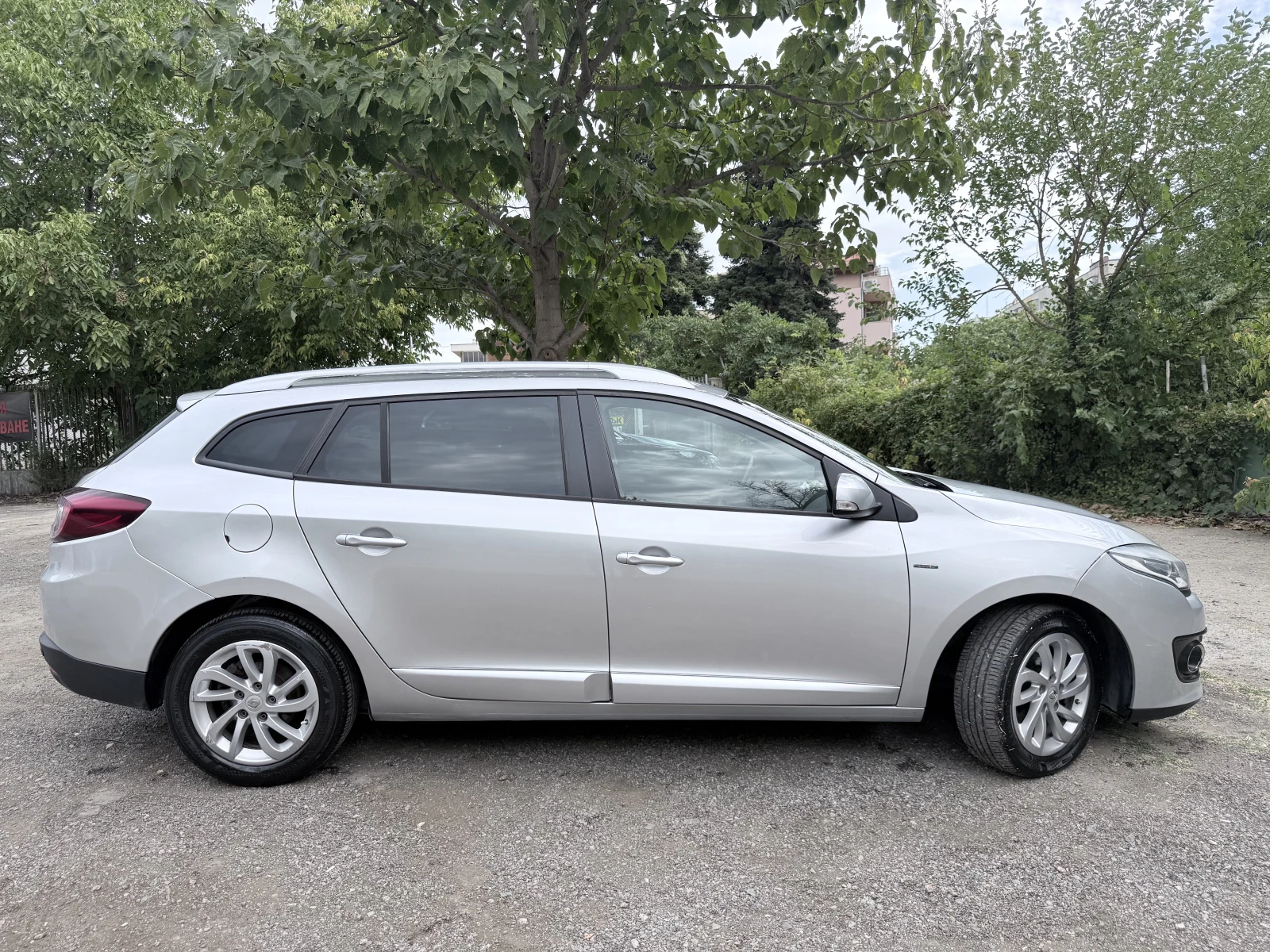 Renault Megane, снимка 8 - Автомобили и джипове - 55925181