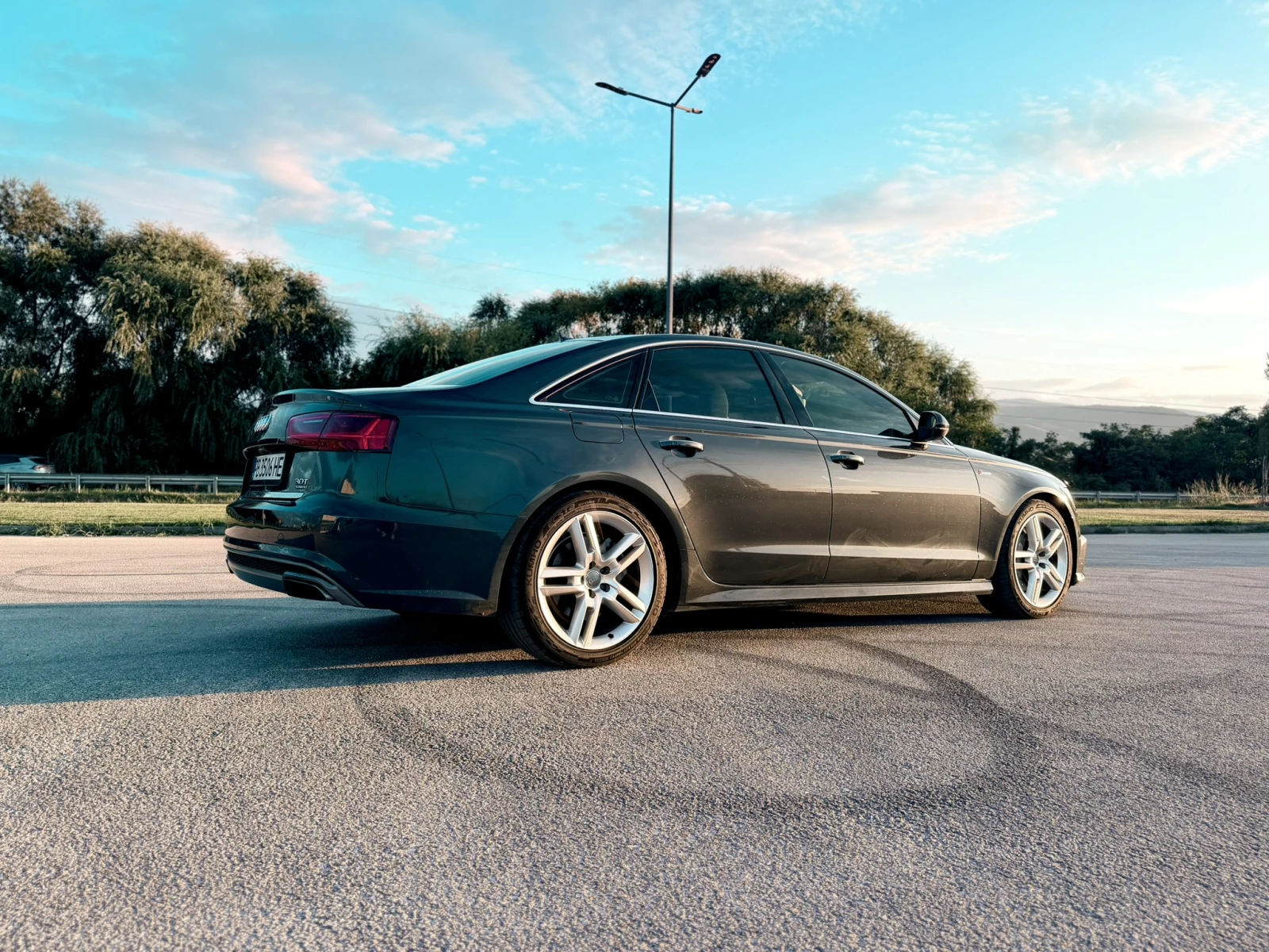 Audi A6 PRESTIGE/HUD/8ZF/ACC/LED, снимка 5 - Автомобили и джипове - 56659471