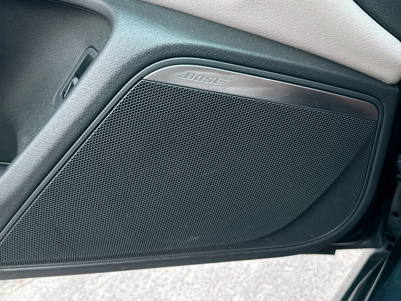 Audi A6 PRESTIGE/HUD/8ZF/ACC/LED, снимка 16 - Автомобили и джипове - 56659471