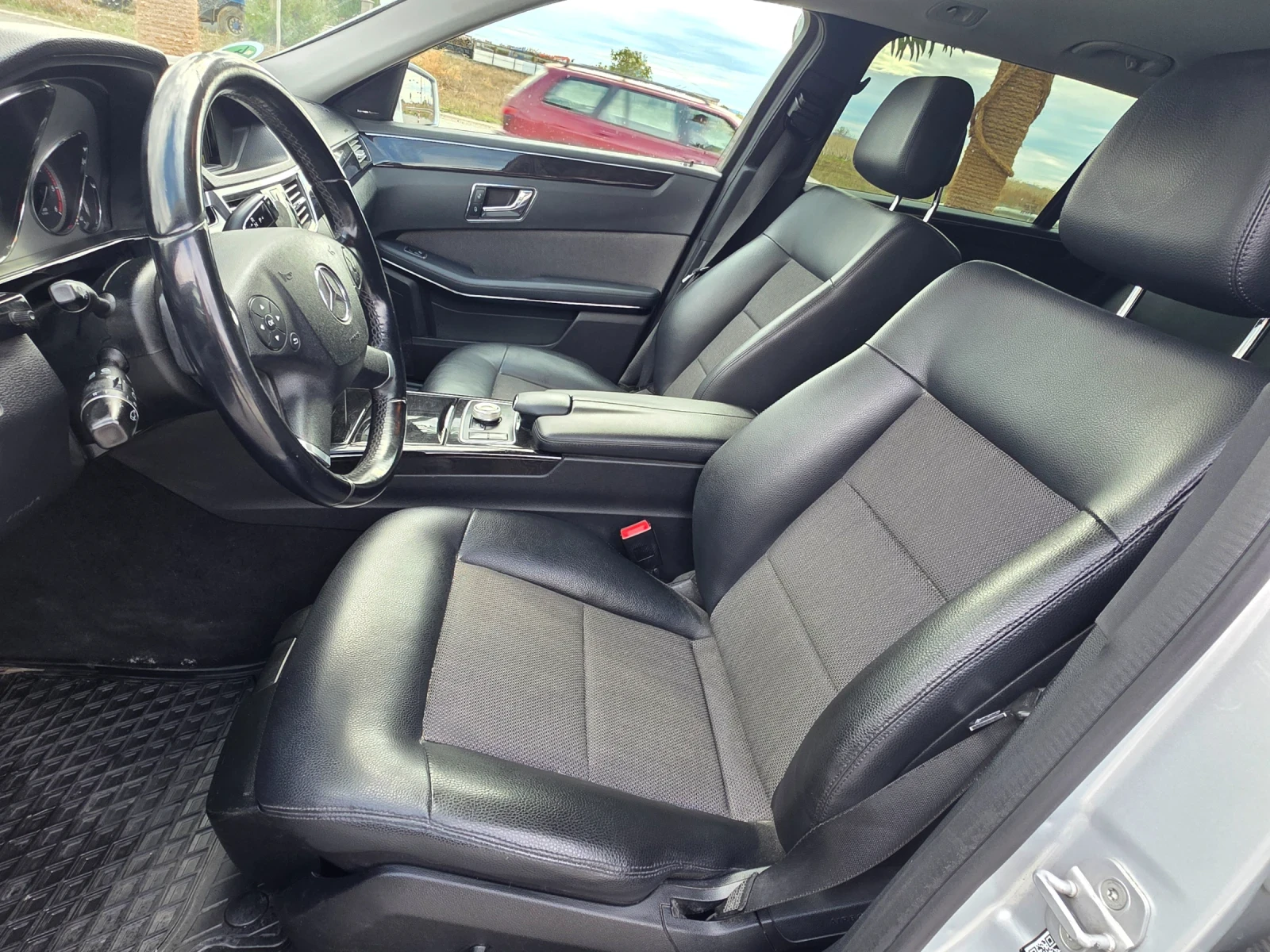 Mercedes-Benz E 220 7G , снимка 8 - Автомобили и джипове - 56722265