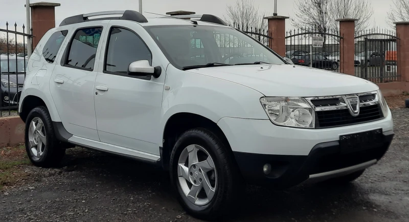 Dacia Duster 1.6i, снимка 3 - Автомобили и джипове - 49272986