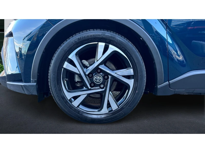 Toyota C-HR Месечна вноска от 425  , снимка 16 - Автомобили и джипове - 53119367