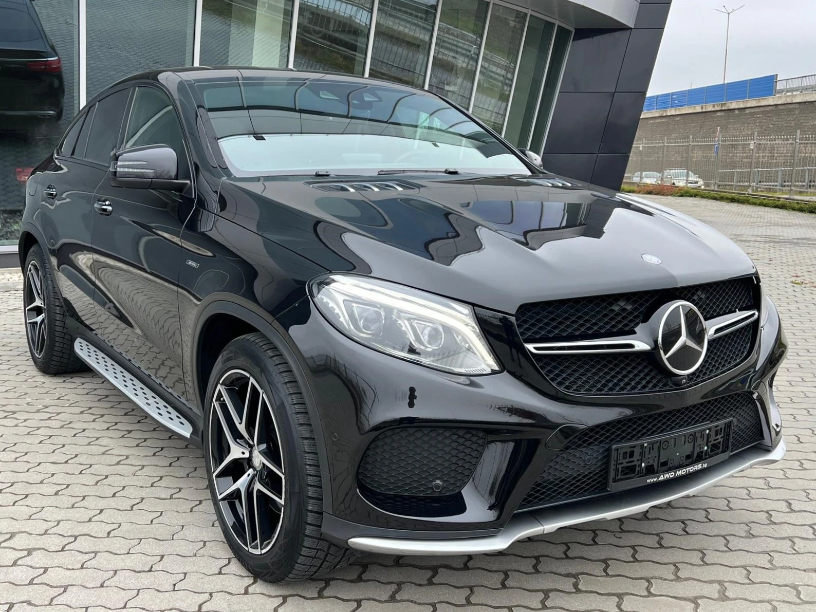 Mercedes-Benz GLE Coupe 450 AMG Дистроник Кам360 Обдухване Harman - изображение 2