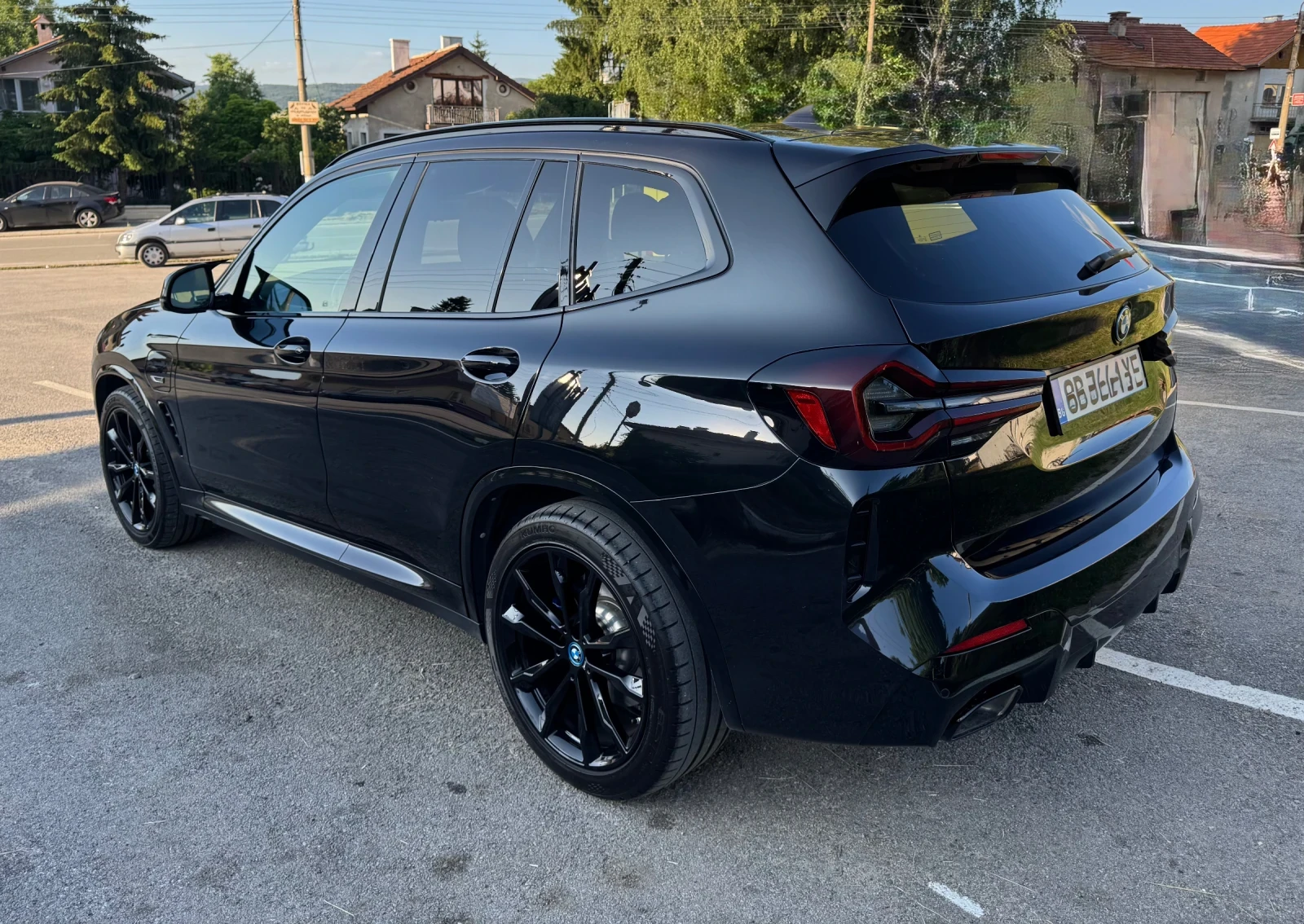 BMW X3 30e - изображение 10