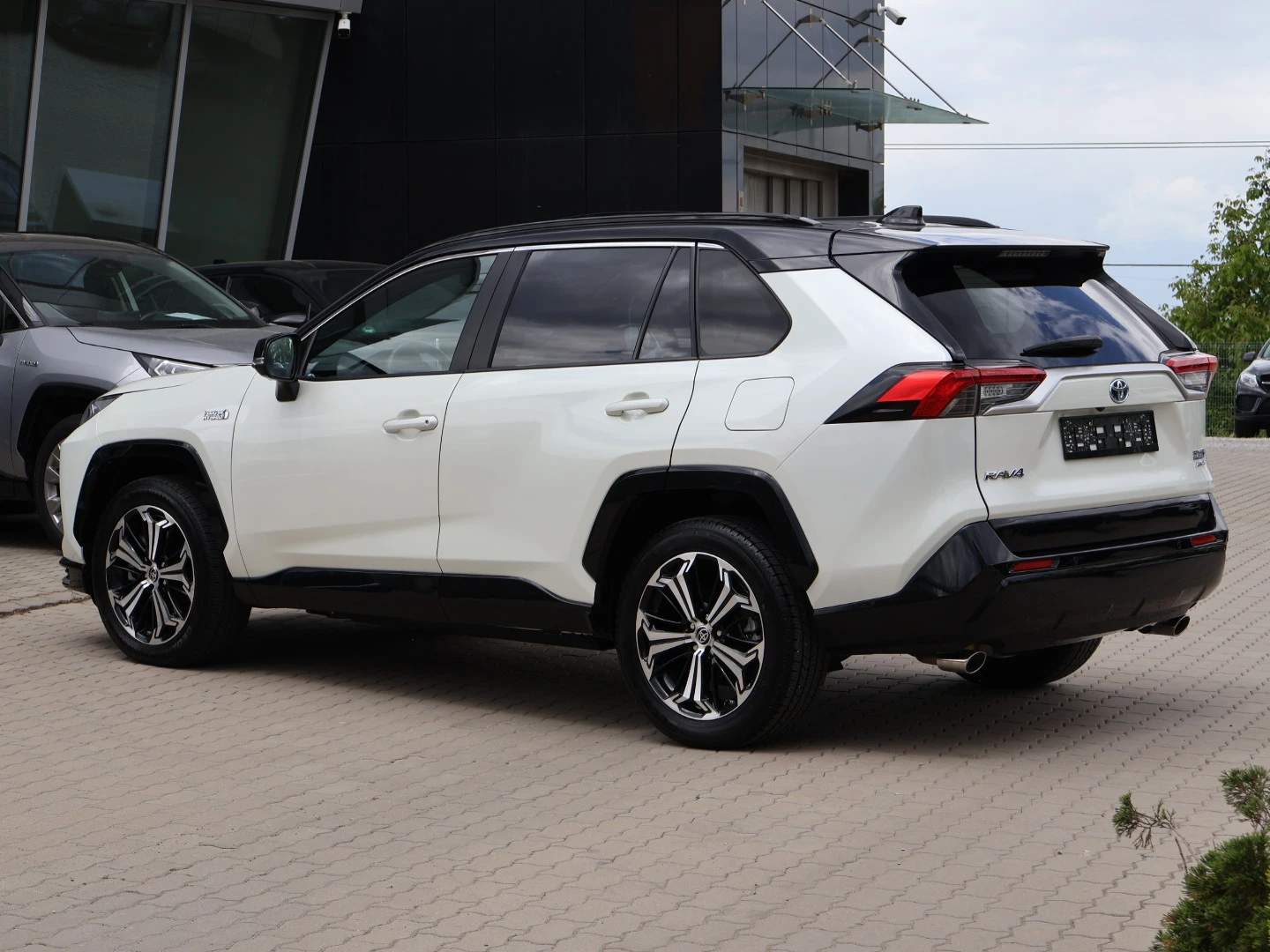 Toyota Rav4 LUXURY/ i AWD - изображение 4