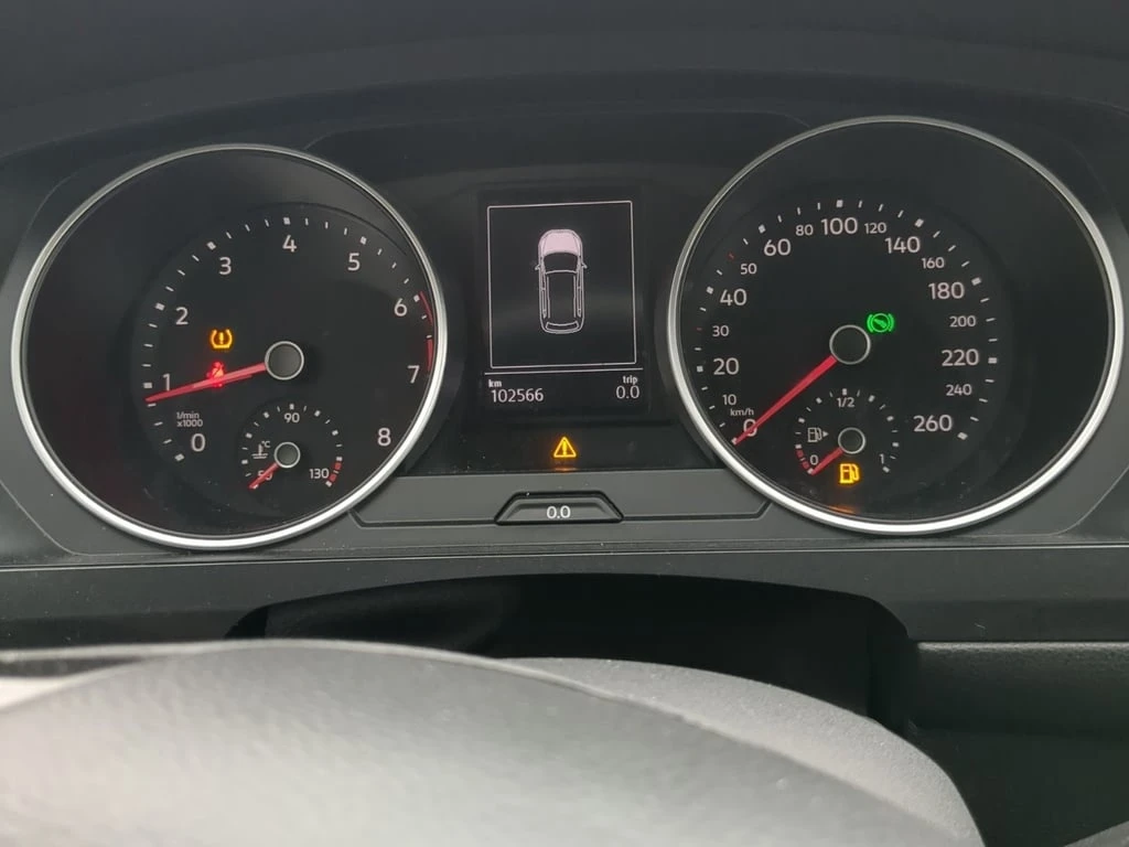 VW Tiguan * TRENDLINE * CARFAX *  - изображение 9