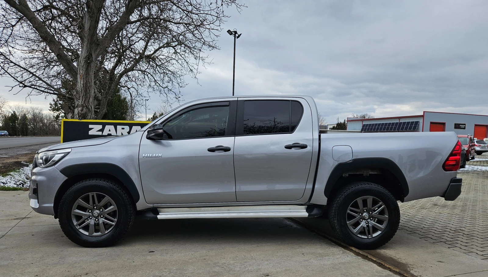 Toyota Hilux 2.4D* Navi* Camera - изображение 9