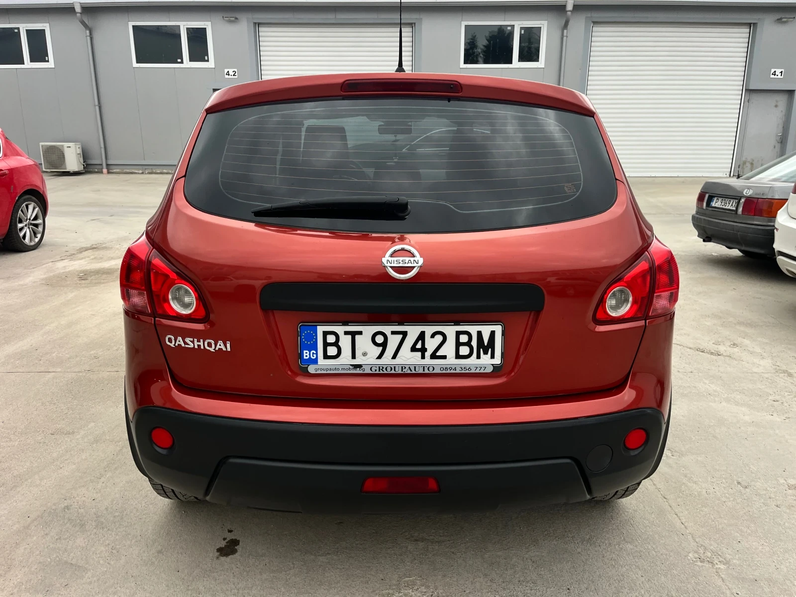 Nissan Qashqai 1, 6i-116k.c/ПАНОРАМА/ОБСЛУЖЕН!!!, снимка 6 - Автомобили и джипове - 54009825