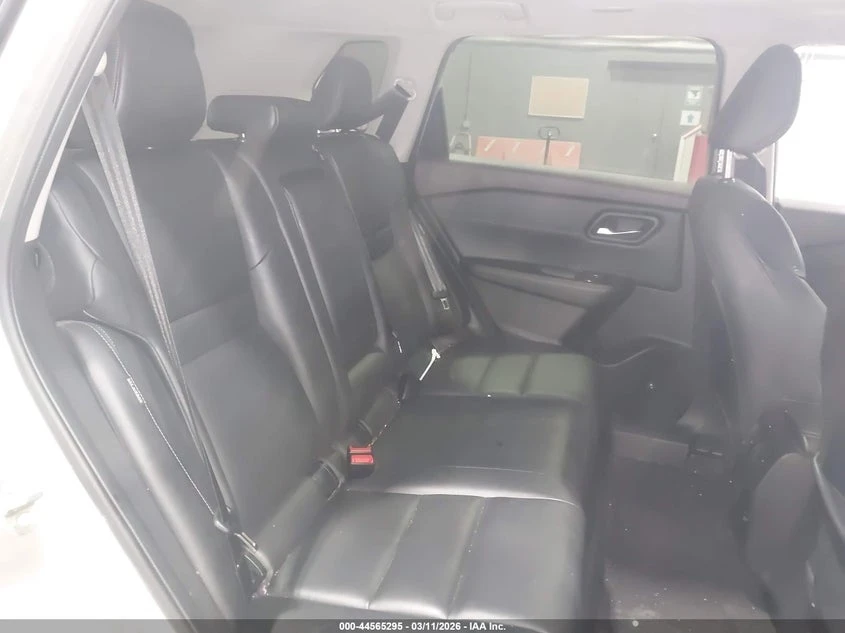 Nissan Rogue 1.5l Sl Intelligent Awd, снимка 8 - Автомобили и джипове - 54154059