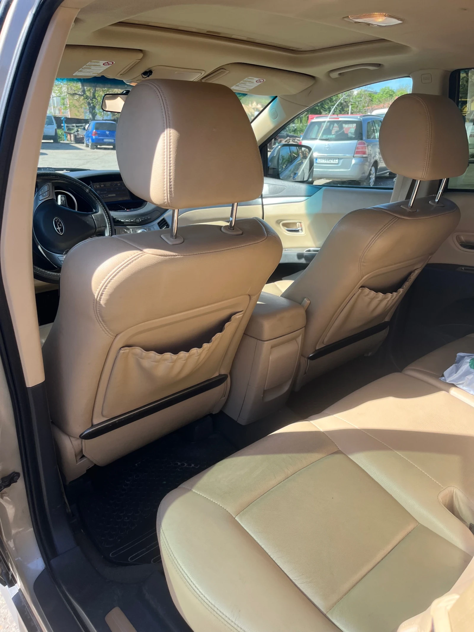 Subaru B10 Tribeka, снимка 9 - Автомобили и джипове - 54360384