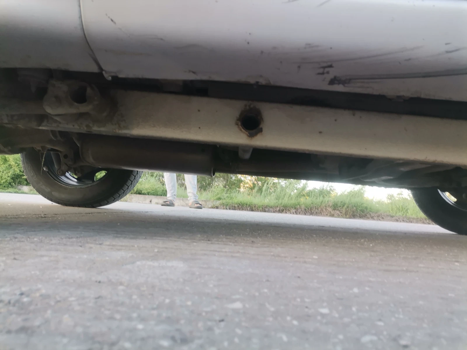 Suzuki Grand vitara 1600, снимка 16 - Автомобили и джипове - 54585684