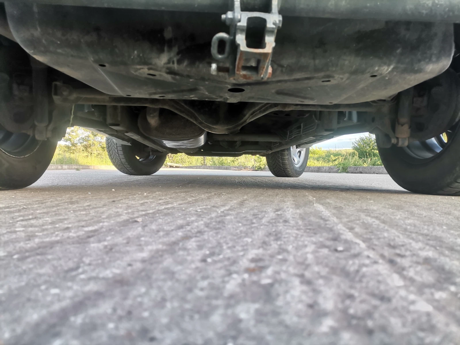 Suzuki Grand vitara 1600, снимка 15 - Автомобили и джипове - 54585684