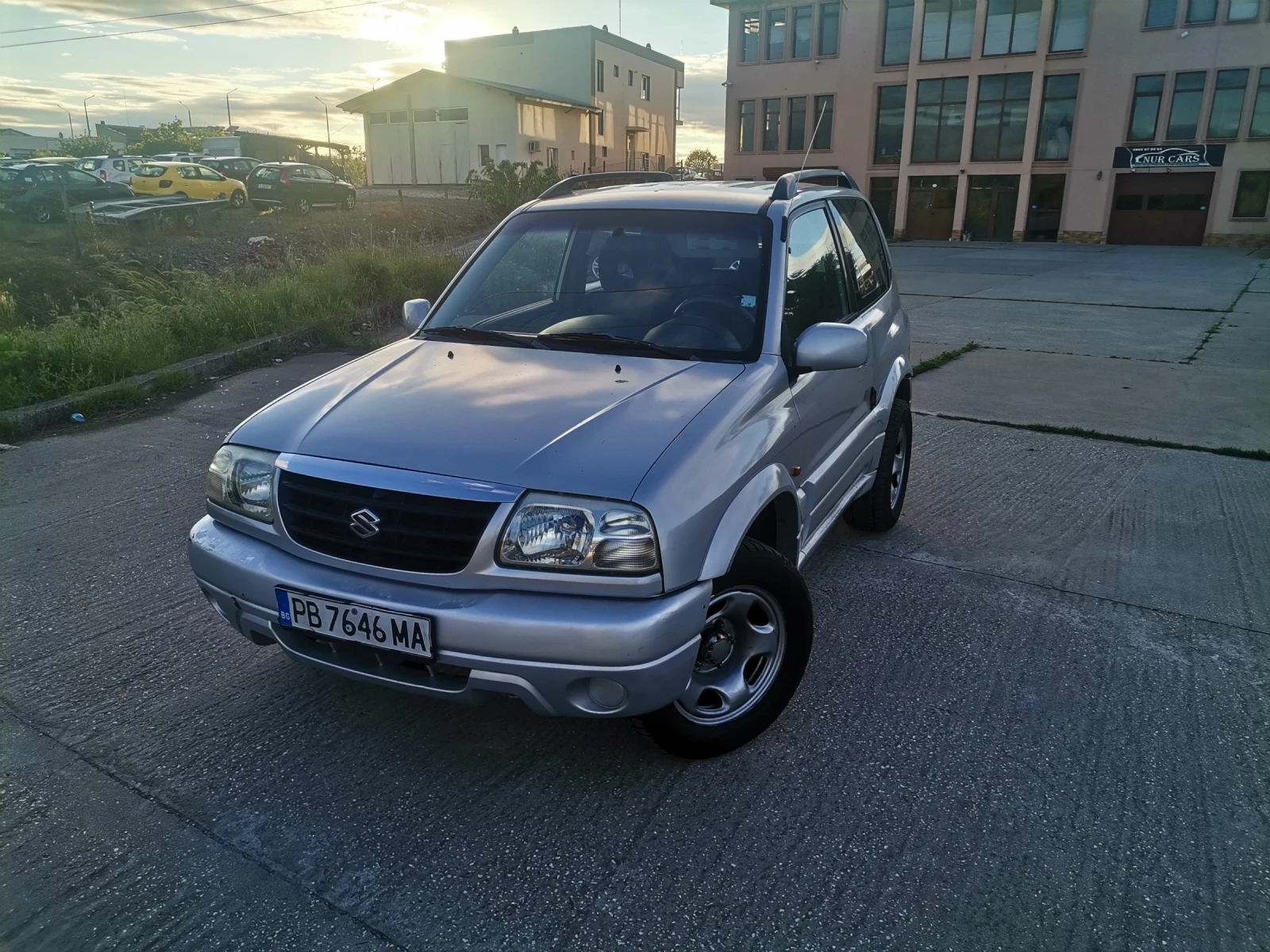 Suzuki Grand vitara 1600, снимка 3 - Автомобили и джипове - 54585684
