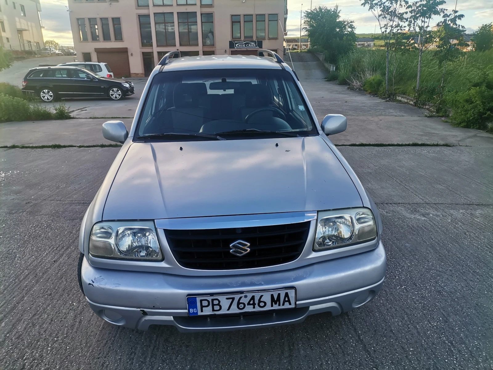 Suzuki Grand vitara 1600, снимка 12 - Автомобили и джипове - 54585684