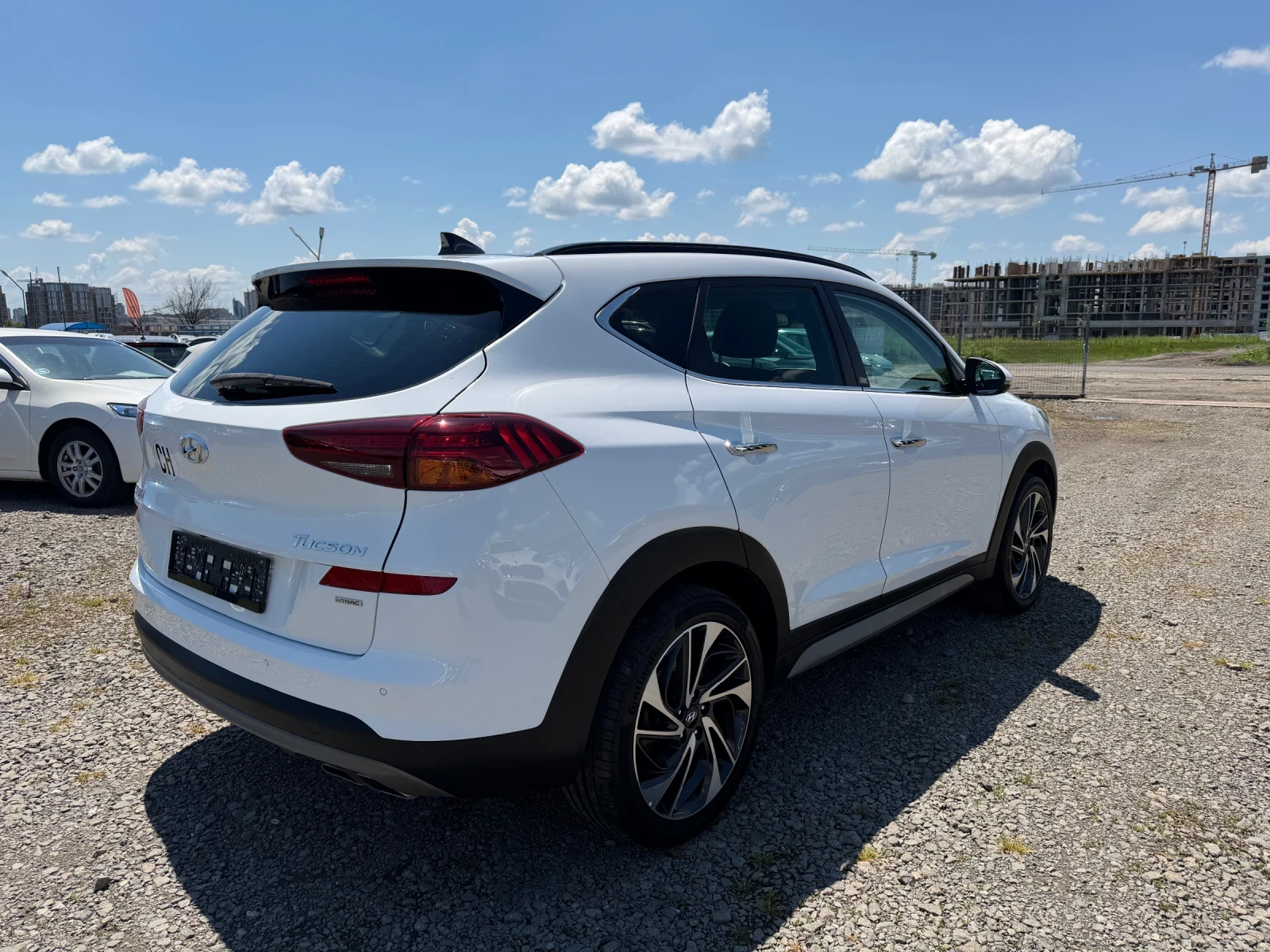 Hyundai Tucson 1.6 AWD ШВЕЙЦАРИЯ  PREMIUM FACELIFT, снимка 6 - Автомобили и джипове - 54593624