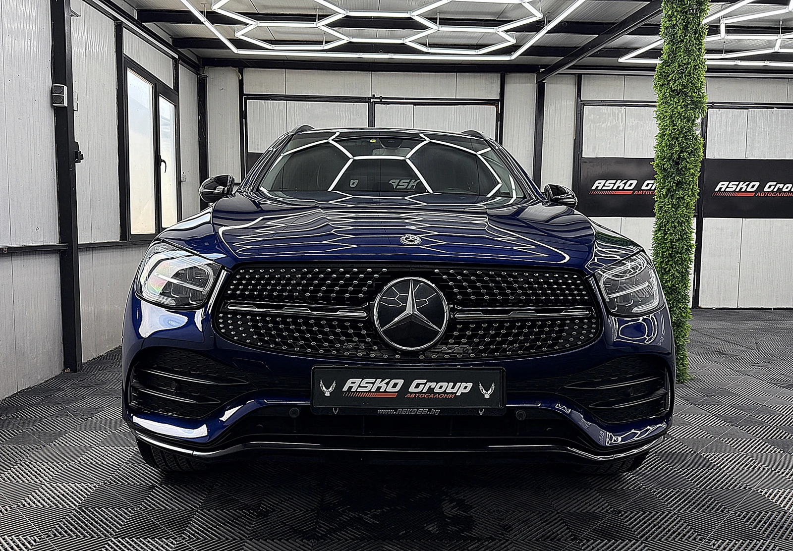 Mercedes-Benz GLC 220 AMG-line/KAMERA/ ECO START STOP/СОБСТВЕН ЛИЗИНГ, снимка 2 - Автомобили и джипове - 55428573