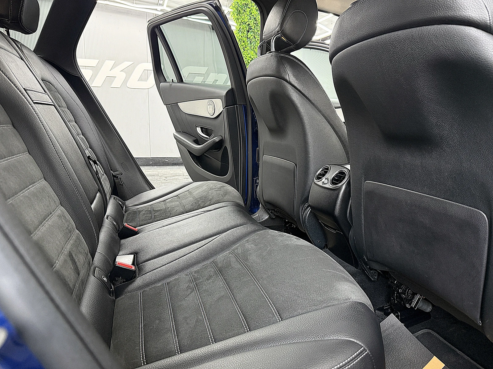 Mercedes-Benz GLC 220 AMG-line/KAMERA/ ECO START STOP/СОБСТВЕН ЛИЗИНГ, снимка 10 - Автомобили и джипове - 55428573
