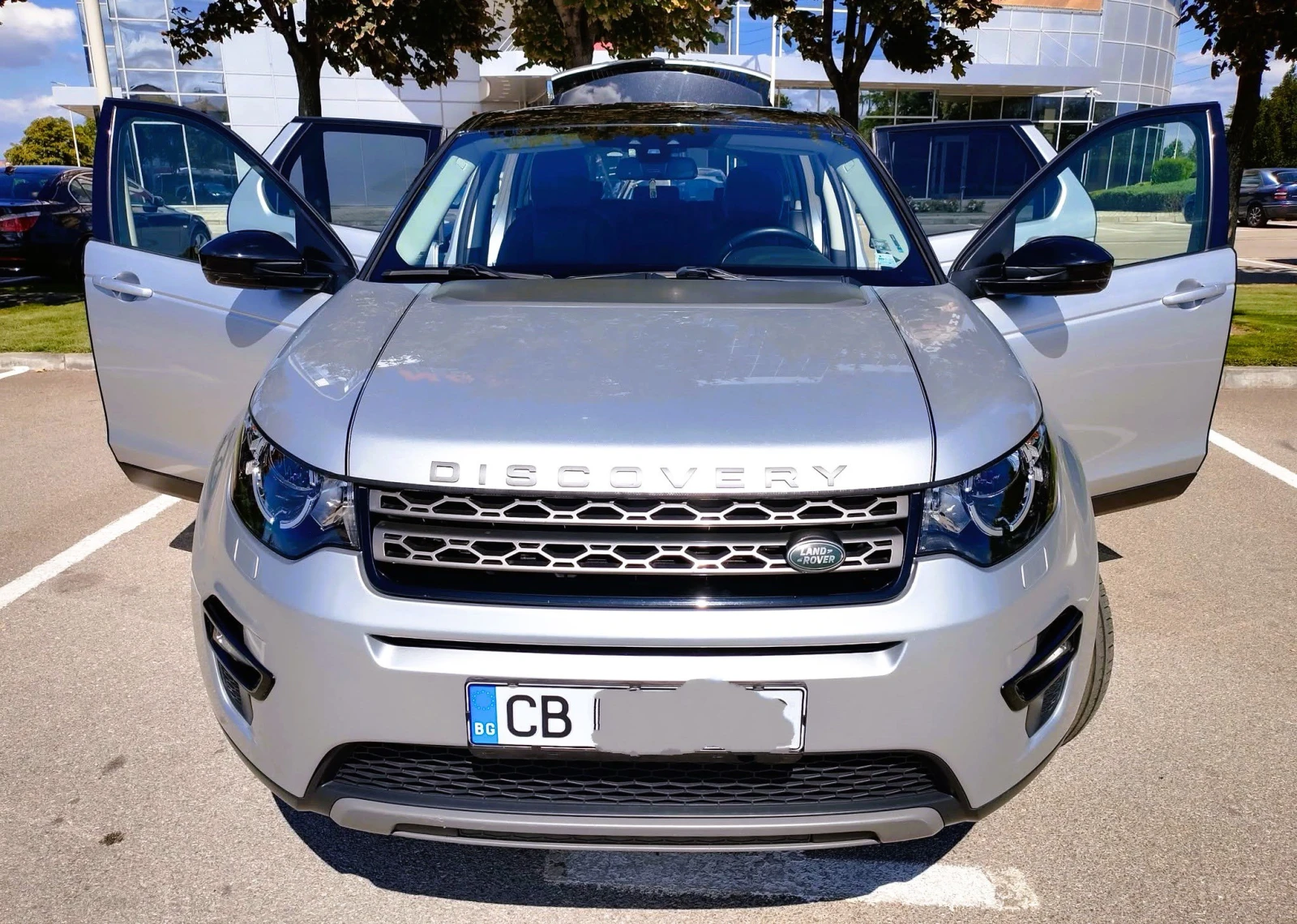 Land Rover Discovery Sport 2.0D - Топ състояние , снимка 17 - Автомобили и джипове - 55756366