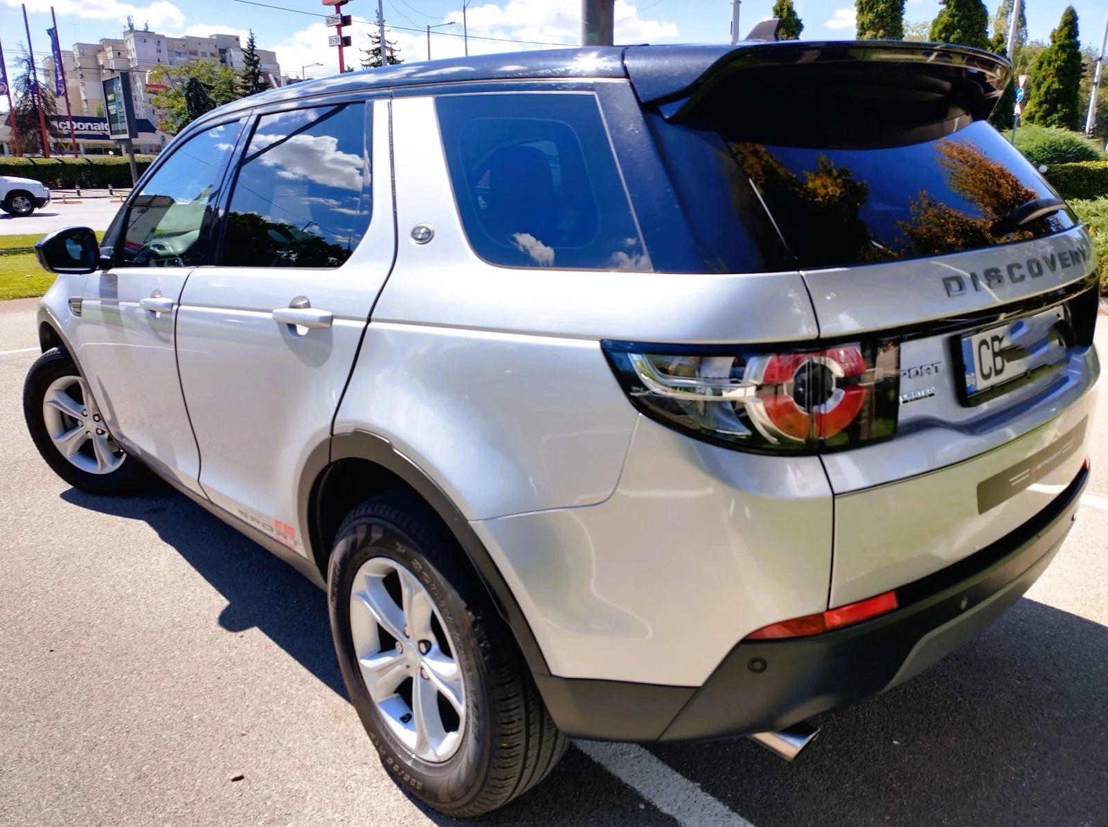 Land Rover Discovery Sport 2.0D - Топ състояние , снимка 6 - Автомобили и джипове - 55756366