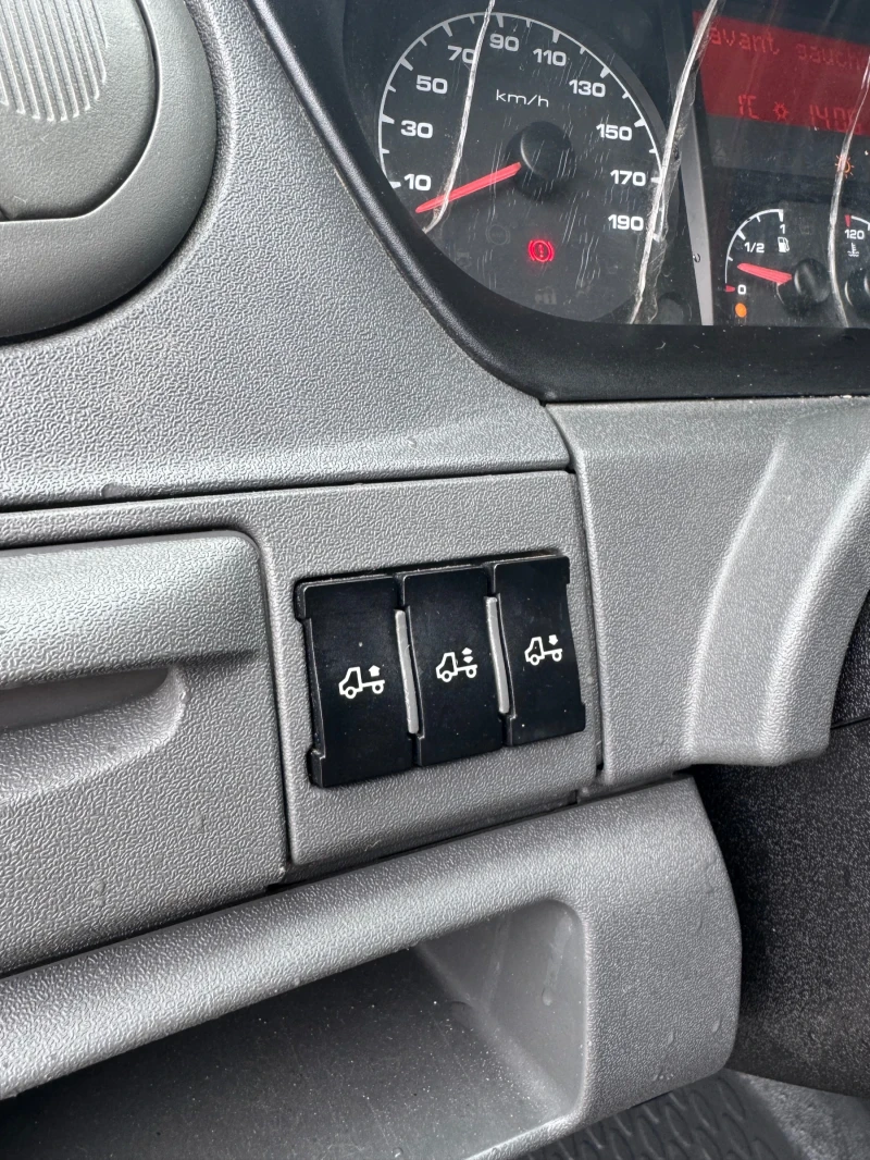 Iveco 35s15, снимка 5 - Бусове и автобуси - 53135978