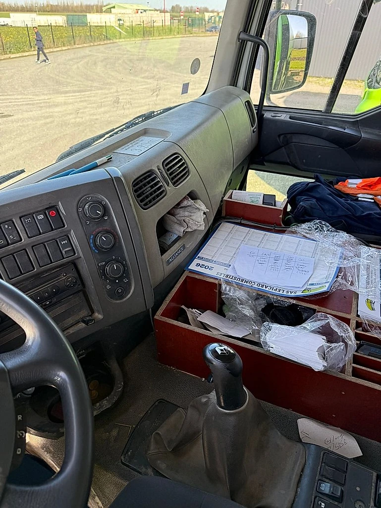 Renault Premium  Premium 320, снимка 11 - Камиони - 53931252