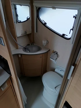 �������� Adria Action 341ph | Mobile.bg � ����� ������ 7