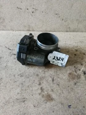 дроселова клапа Audi A4 A5 A6 A7 A8 Q5 VW Touareg - 3.0 / 3.2 FSI, снимка 1