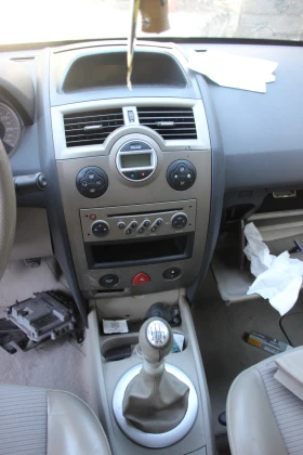 Renault Megane 1.9 dCI , 2008 г.   САМО НА ЧАСТИ , снимка 7