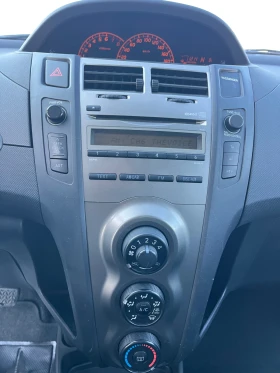 Toyota Yaris Автомат, 6скорости, 100к.с, 1.33, Италия - 9300 лв. / 4755.01 € - 90682596 12