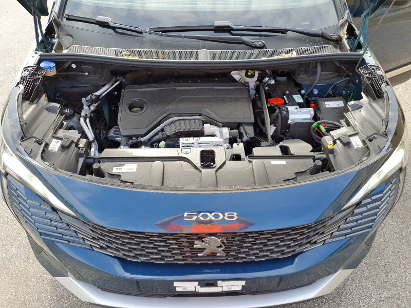 Peugeot 5008 GT 2024 plug-in хибрид само на 8500км!, снимка 9 - Автомобили и джипове - 46476196