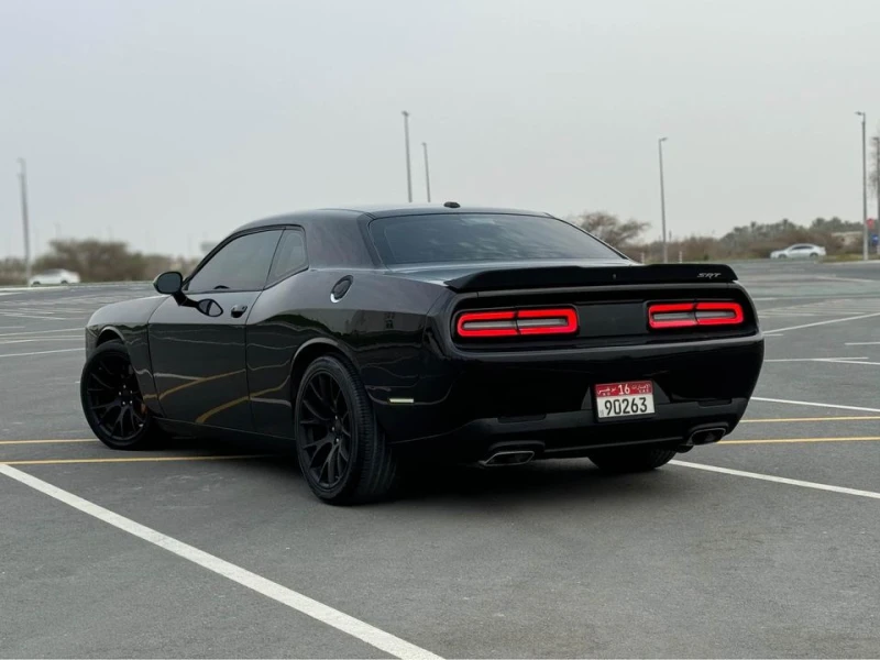 Dodge Challenger SRT, снимка 8 - Автомобили и джипове - 47535087