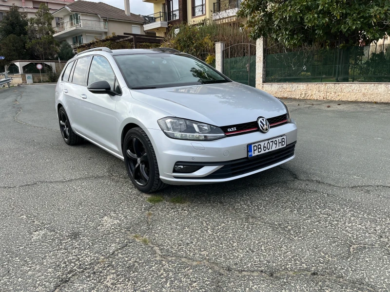 VW Golf, снимка 1 - Автомобили и джипове - 47968344