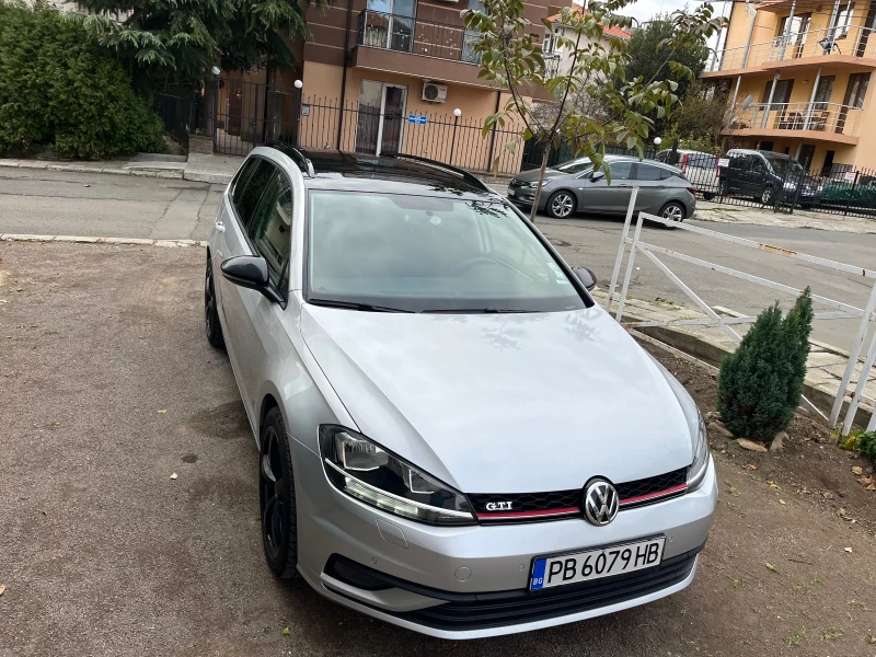 VW Golf, снимка 4 - Автомобили и джипове - 47968344