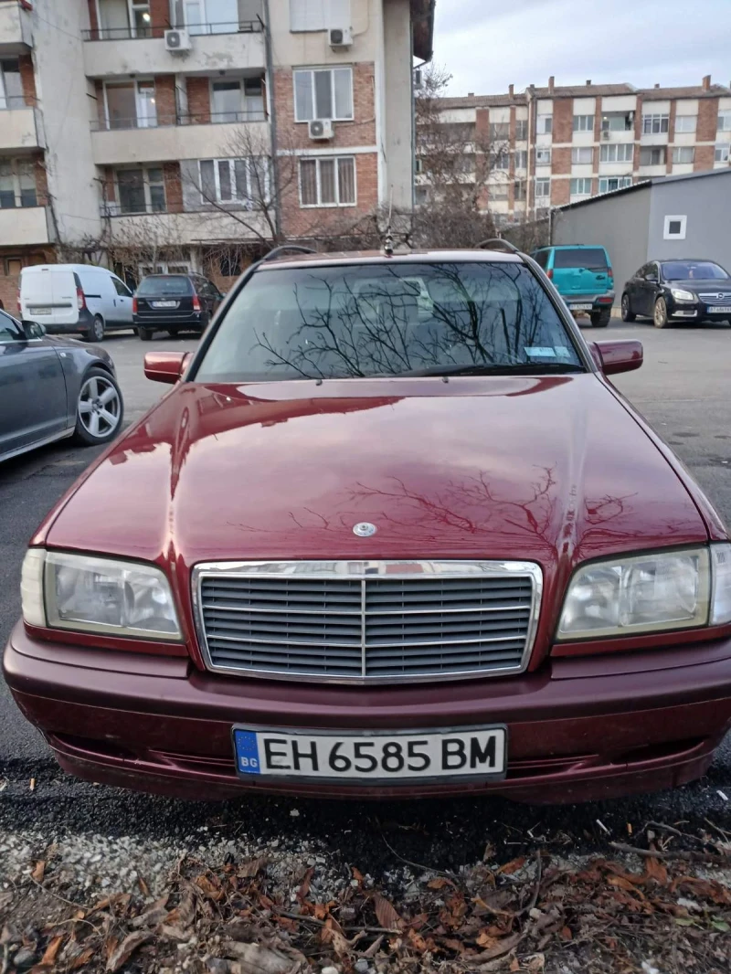 Mercedes-Benz C 180, снимка 1 - Автомобили и джипове - 48756388