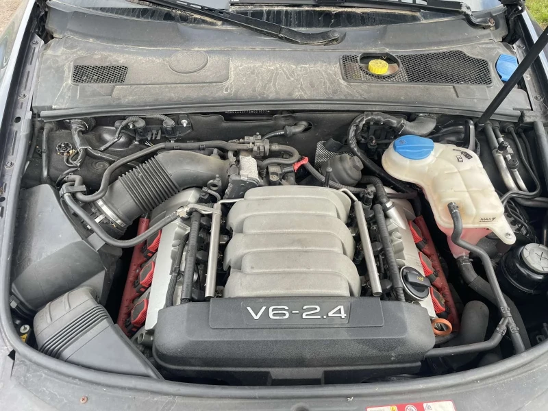 Audi A6 2.4i, снимка 6 - Автомобили и джипове - 50074969