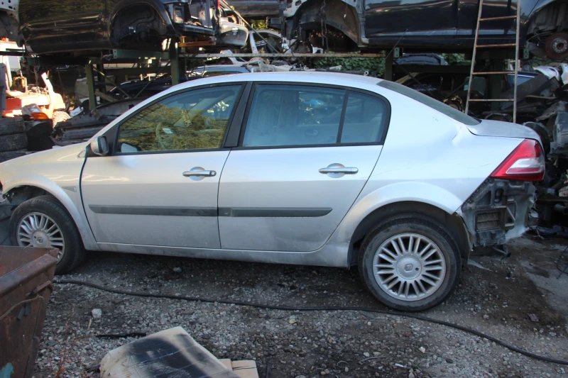 Renault Megane 1.9 dCI , 2008 г.   САМО НА ЧАСТИ 