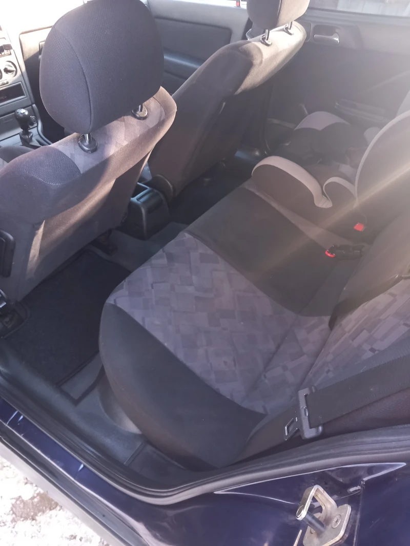 Opel Astra, снимка 7 - Автомобили и джипове - 53257430